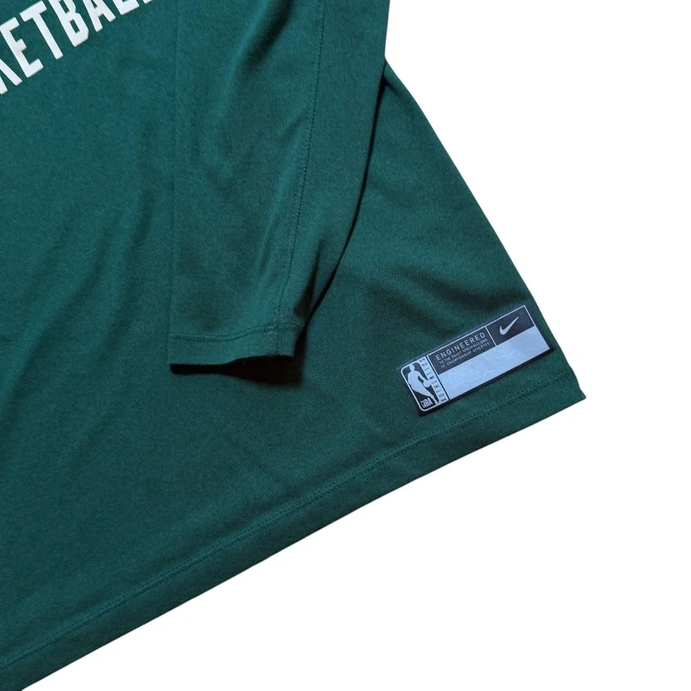 Nike Milwaukee Bucks Shirt Youth Large 14/16 Green NBA EUC Dri‎ Fit Long Slv